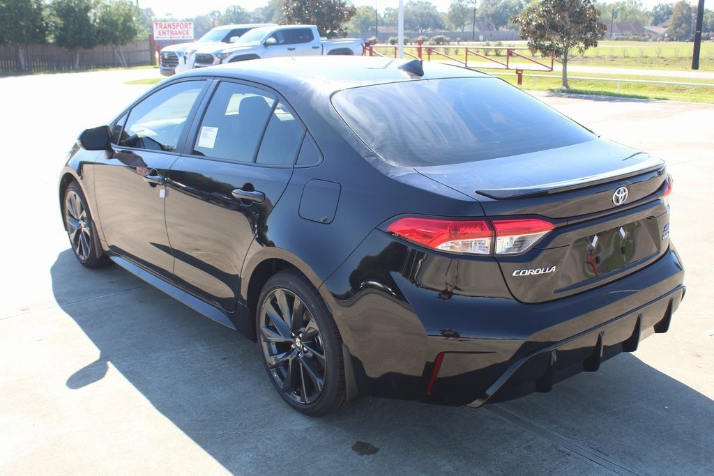 New 2026 Toyota Corolla Hybrid SE Sedan