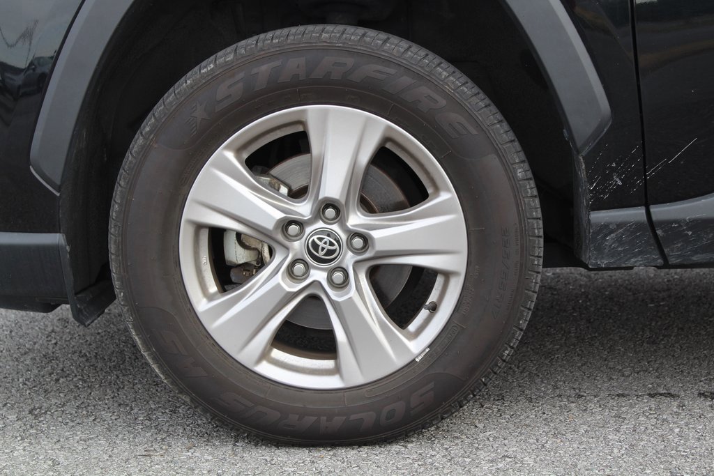 Used 2022 Toyota RAV4 XLE with VIN 2T3W1RFVXNW192075 for sale in Lafayette, LA
