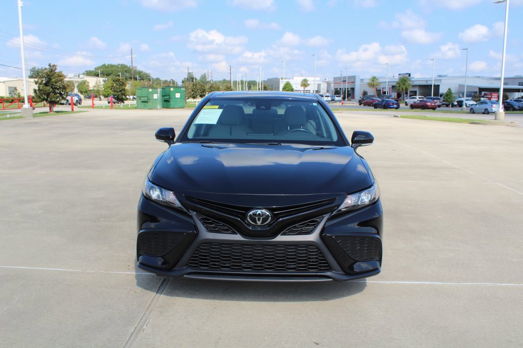 Used 2021 Toyota Camry SE with VIN 4T1G11AK9MU550034 for sale in Lafayette, LA