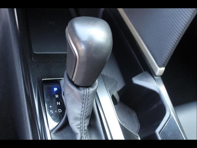 2025 Toyota Camry SE - Photo 26