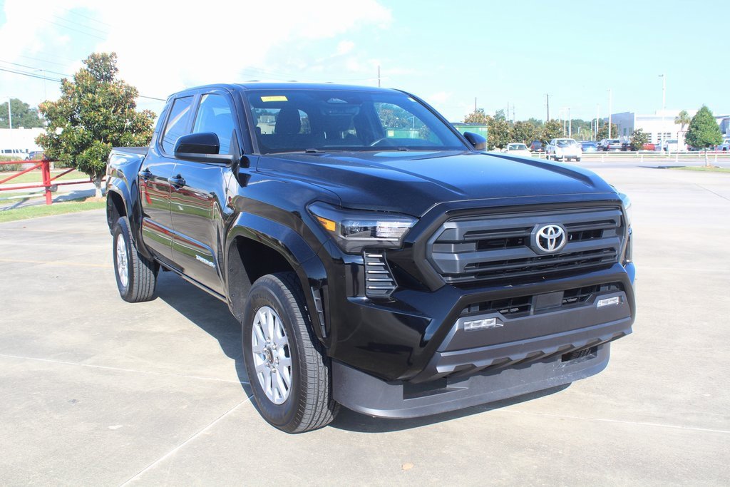 2024 Toyota Tacoma SR5 photo 4