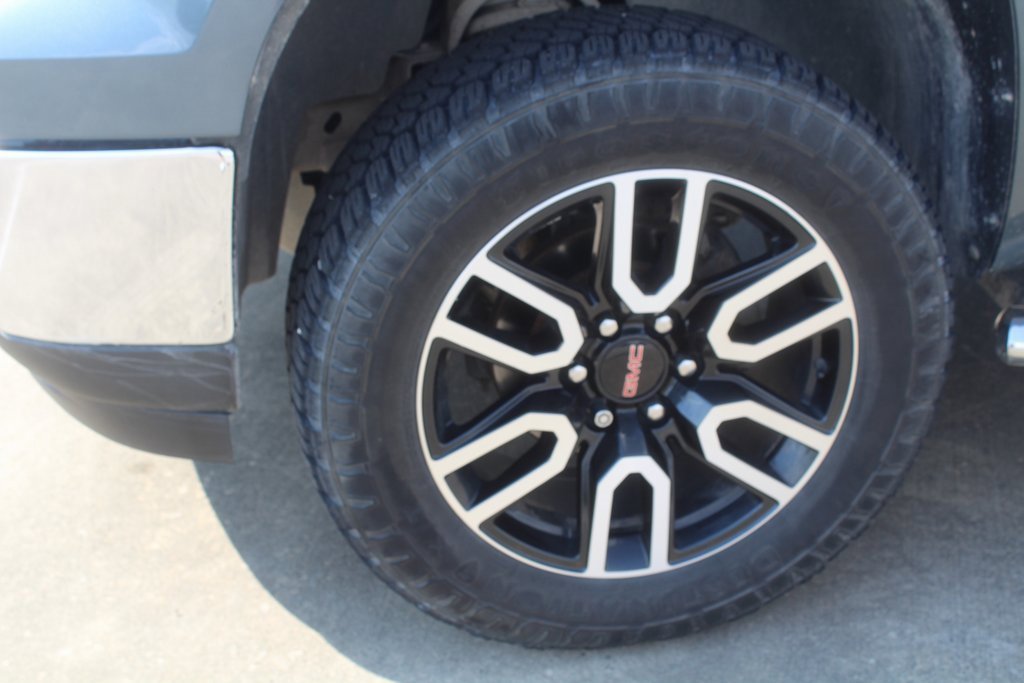 2012 Gmc Sierra SLE photo 2