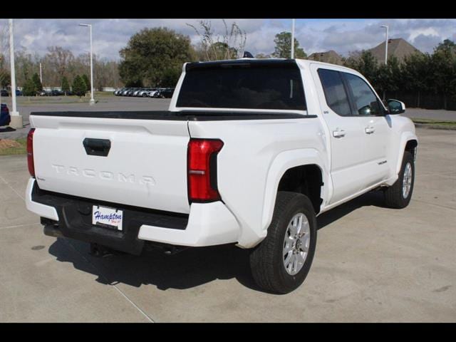 2024 Toyota Tacoma SR5 - Photo 6