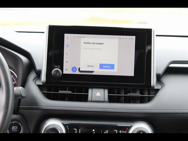 2023 Toyota RAV4 XLE - Photo 26
