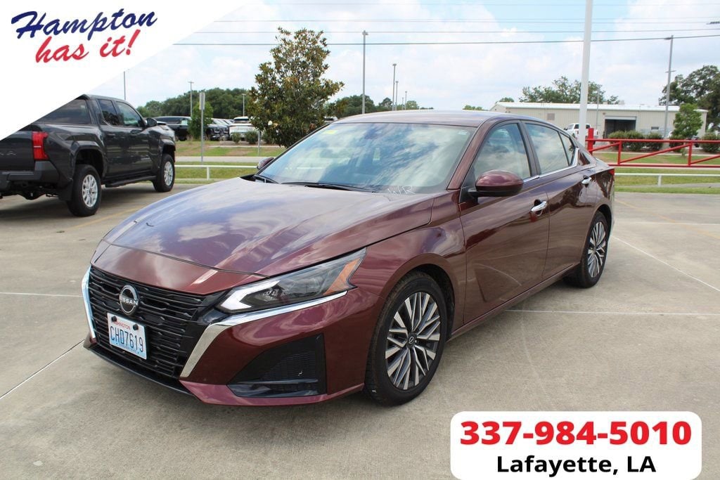 2023 Nissan Altima SV