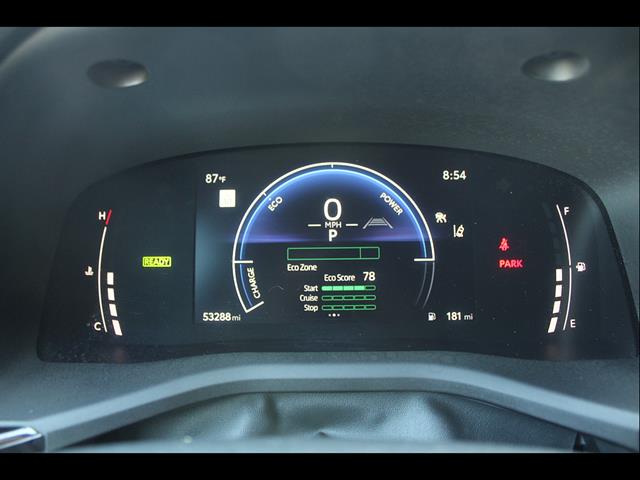 2025 Toyota Camry SE - Photo 20
