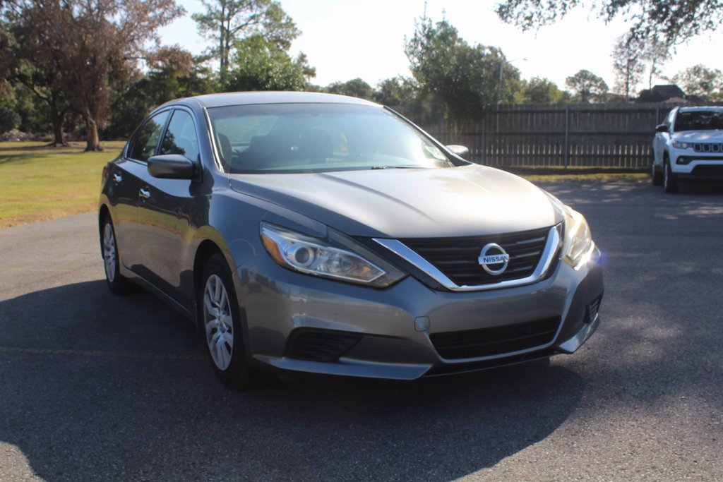 2018 Nissan Altima 2.5 S photo 2