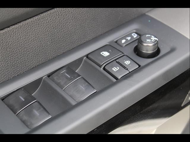 2025 Toyota Tundra Limited - Photo 15