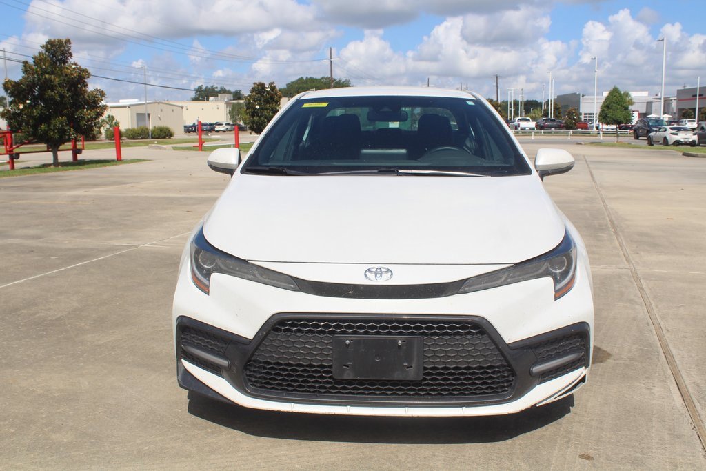 2022 Toyota Corolla SE photo 3