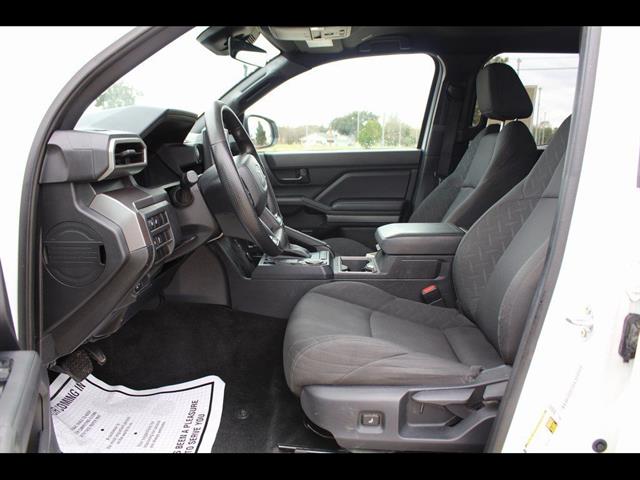 2024 Toyota Tacoma SR5 - Photo 15