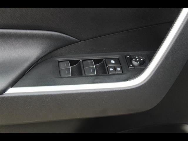 2023 Toyota RAV4 XLE - Photo 14
