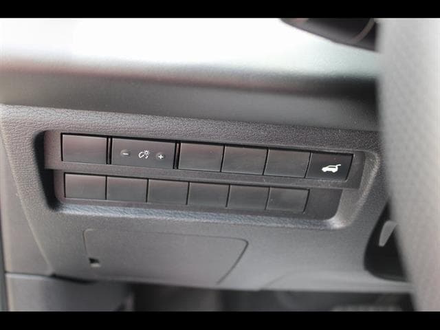 2024 Mitsubishi Outlander SE - Photo 15