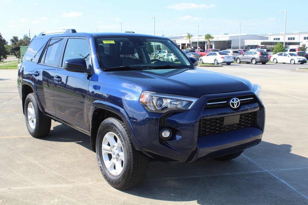 2024 Toyota 4Runner SR5 photo 4