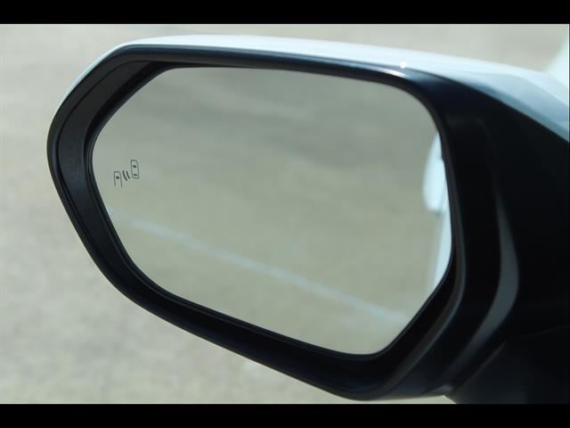 2025 Toyota Corolla LE - Photo 11