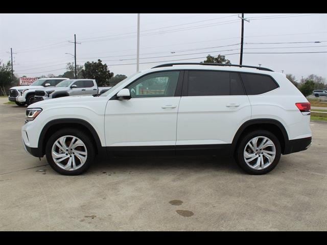 2022 Volkswagen Atlas SE w/Tech - Photo 11