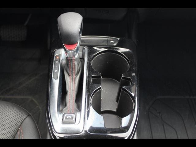 2025 Chevrolet Trax RS - Photo 28