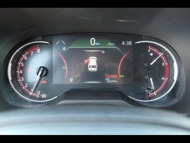 2024 Toyota RAV4 XLE - Photo 23
