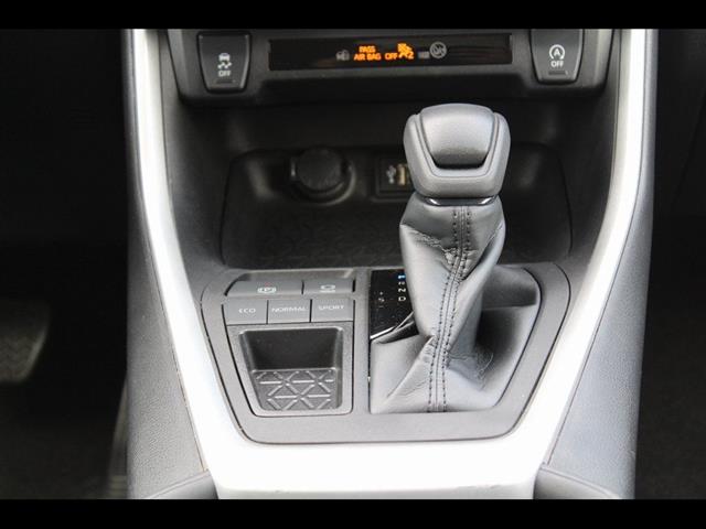 2023 Toyota RAV4 XLE - Photo 29