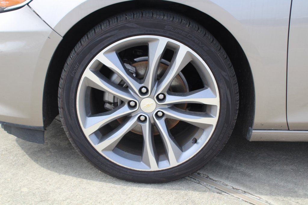 Used 2023 Chevrolet Malibu 1LT with VIN 1G1ZD5ST0PF159536 for sale in Lafayette, LA
