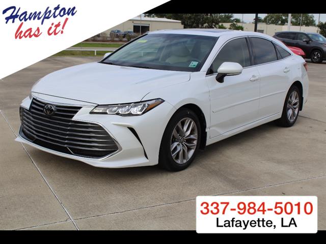 2019 Toyota Avalon XLE's photo