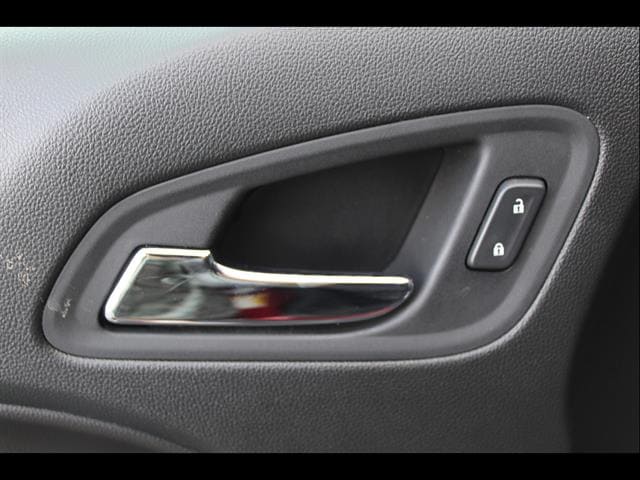 2021 Chevrolet Colorado LT - Photo 12