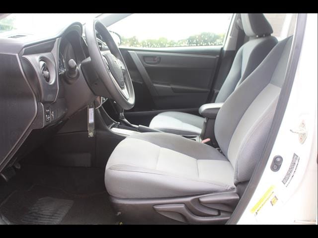 2018 Toyota Corolla L - Photo 14