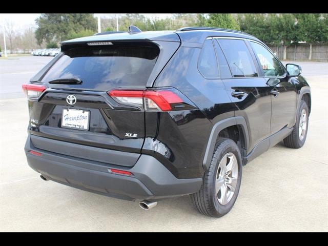 2023 Toyota RAV4 XLE - Photo 6