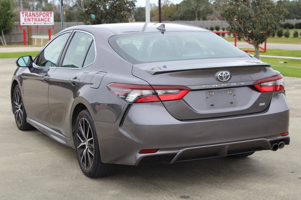 2023 Toyota Camry SE photo 4