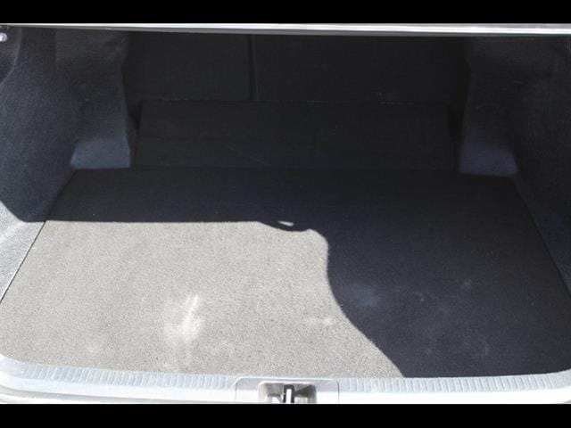 2025 Toyota Camry LE - Photo 8
