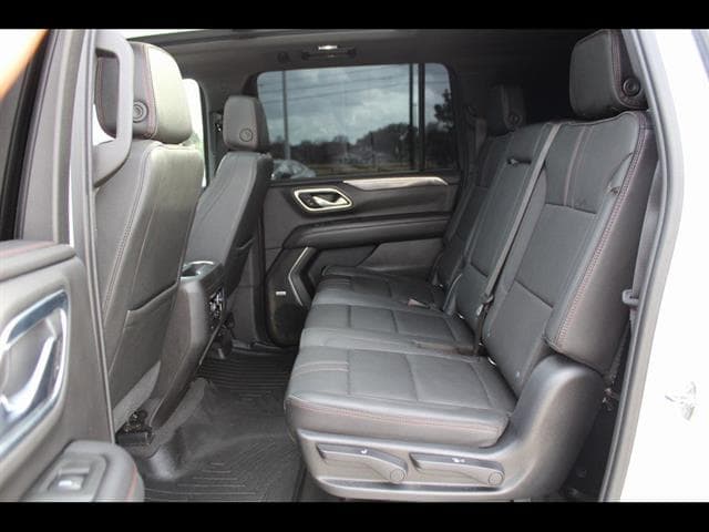 2021 Chevrolet Suburban RST - Photo 33