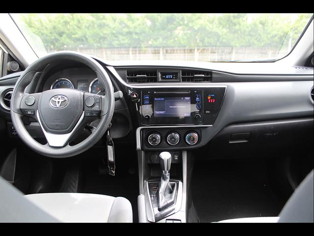 2018 Toyota Corolla L - Photo 24
