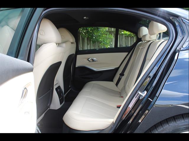 2023 BMW 3 Series 330i - Photo 34