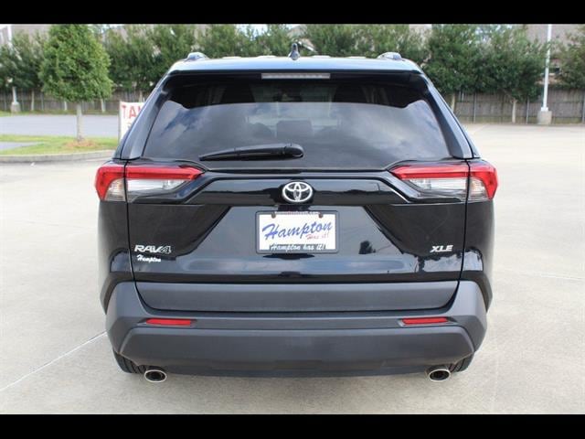 2023 Toyota RAV4 XLE - Photo 7