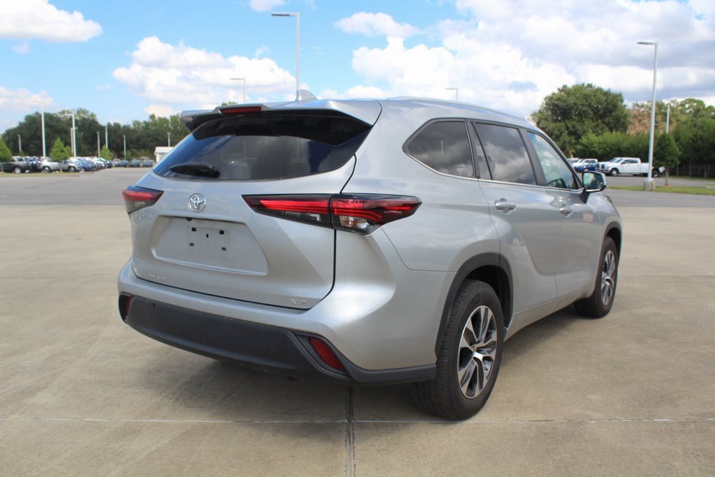 2024 Toyota Highlander XLE photo 4
