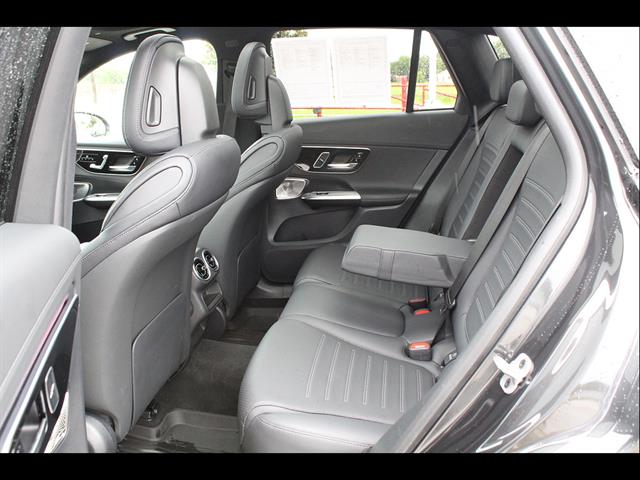 2024 Mercedes-Benz GLC GLC 300 - Photo 43