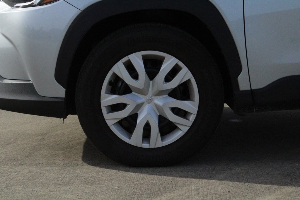 Used 2023 Toyota Corolla Cross L with VIN 7MUAAABGXPV057143 for sale in Lafayette, LA