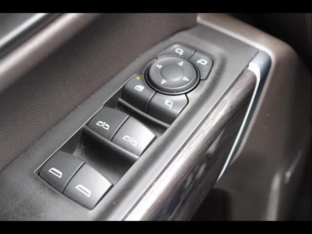 2019 Chevrolet Silverado 1500 LTZ - Photo 15