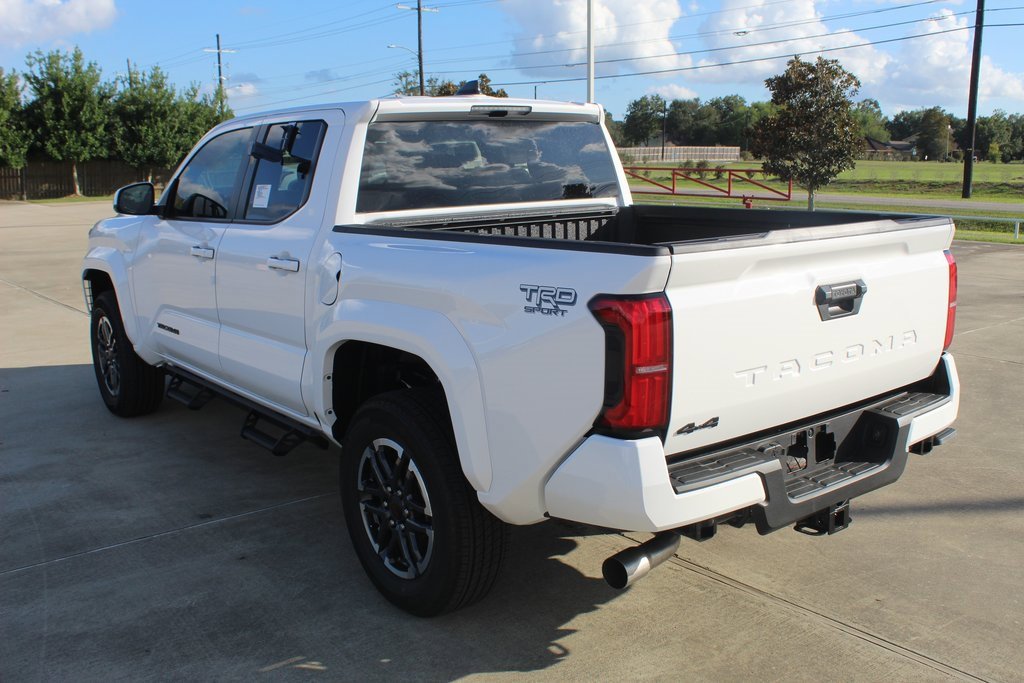 2025 Toyota Tacoma TRD Sport Double Cab photo 4