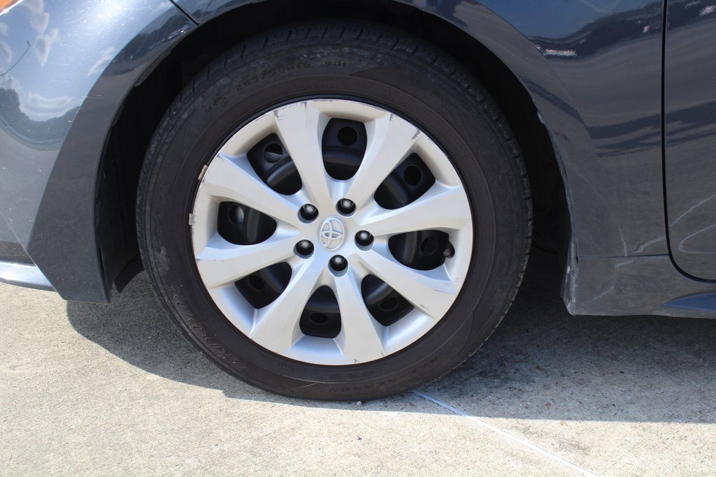 Used 2023 Toyota Corolla LE with VIN 5YFB4MDE5PP056543 for sale in Lafayette, LA