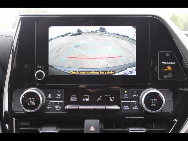 2023 Toyota Highlander L - Photo 33