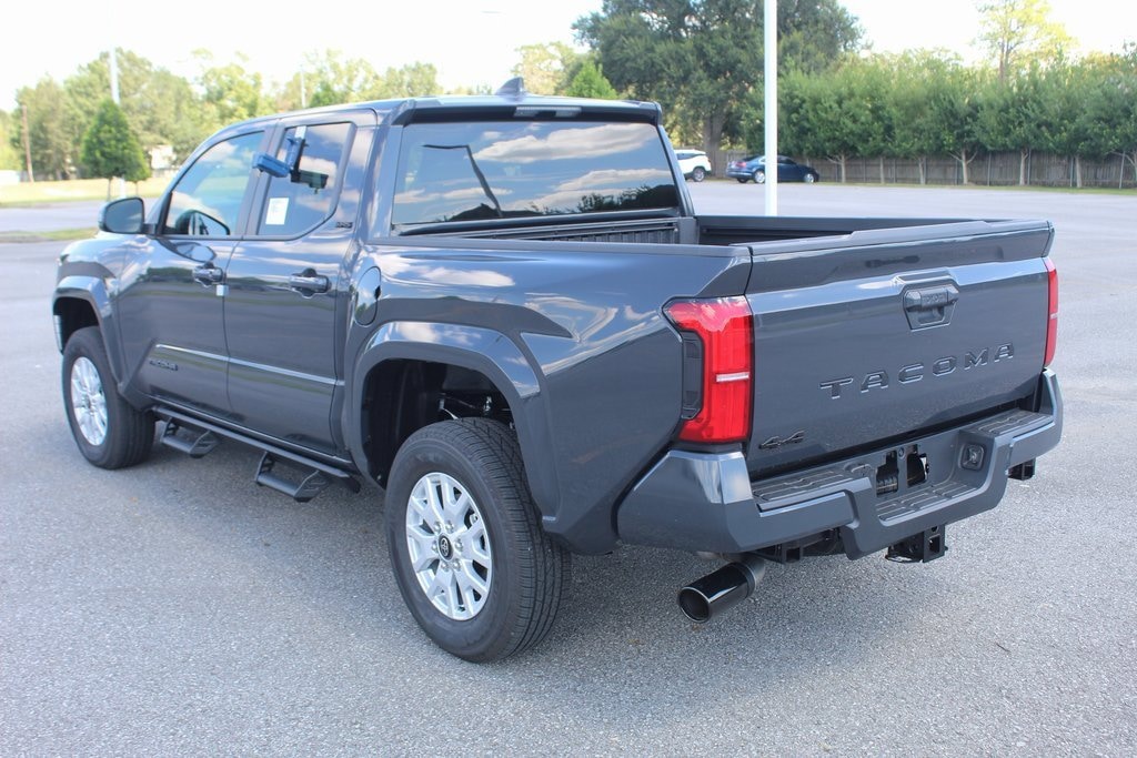 New 2025 Toyota Tacoma SR5 Truck Double Cab