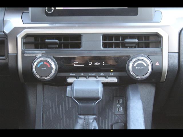 2024 Toyota Tacoma SR5 - Photo 28