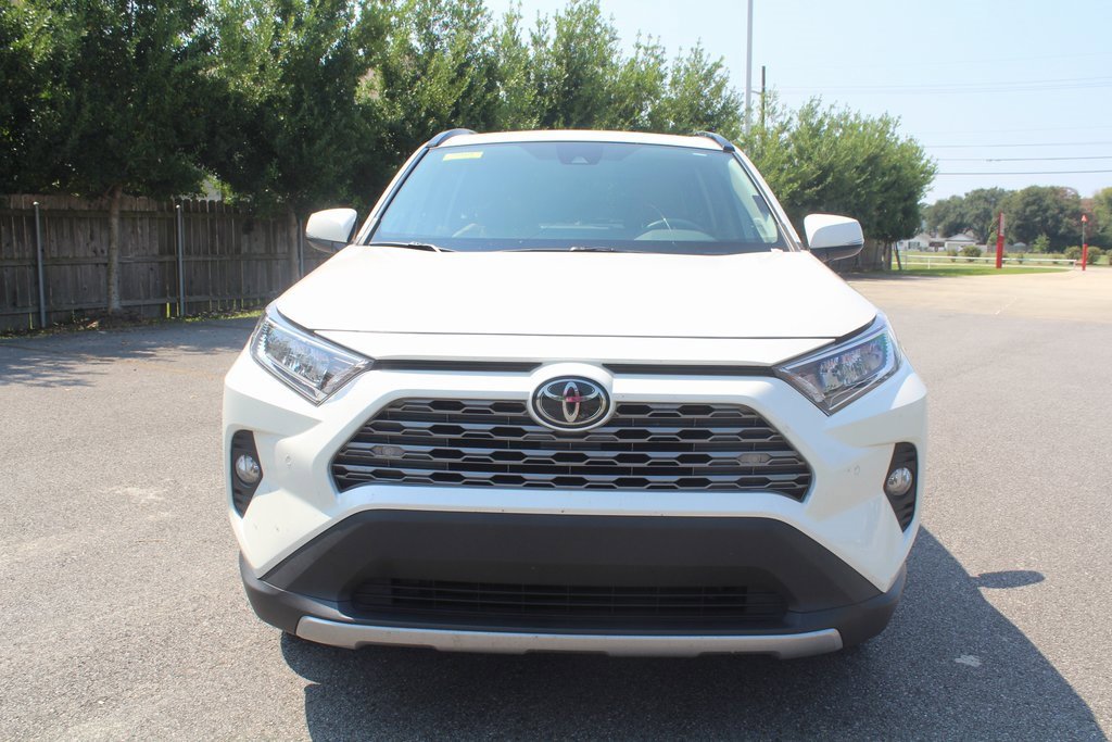 2020 Toyota RAV4 Limited photo 2