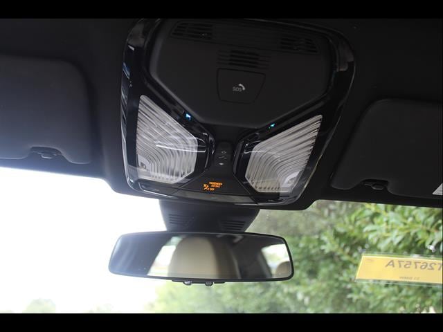 2023 BMW 3 Series 330i - Photo 26