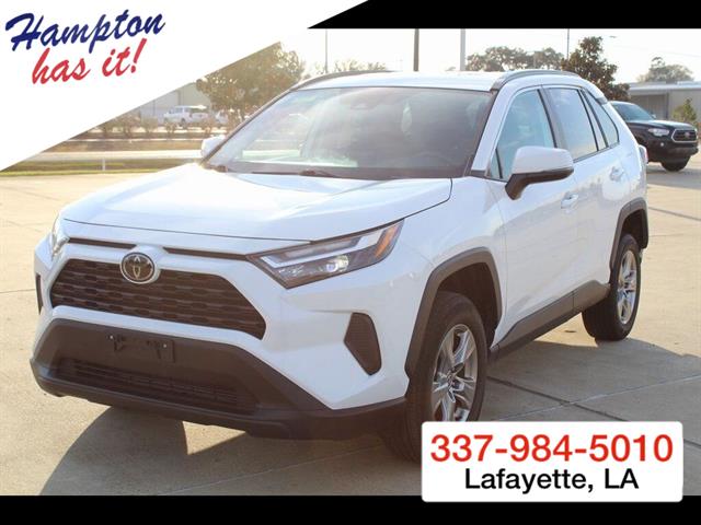 2024 Toyota RAV4 XLE FWD's photo