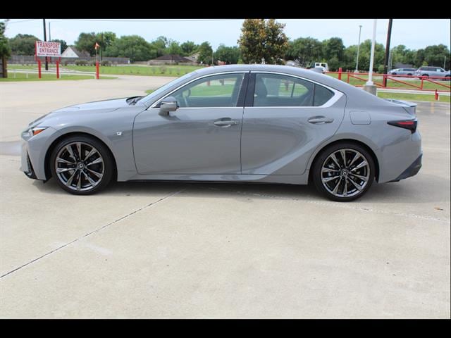 2024 Lexus IS 350 F SPORT - Photo 10