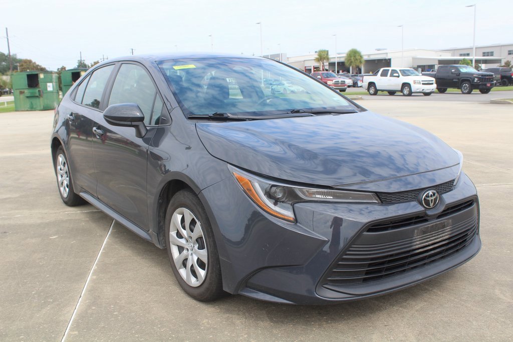 2023 Toyota Corolla LE photo 4