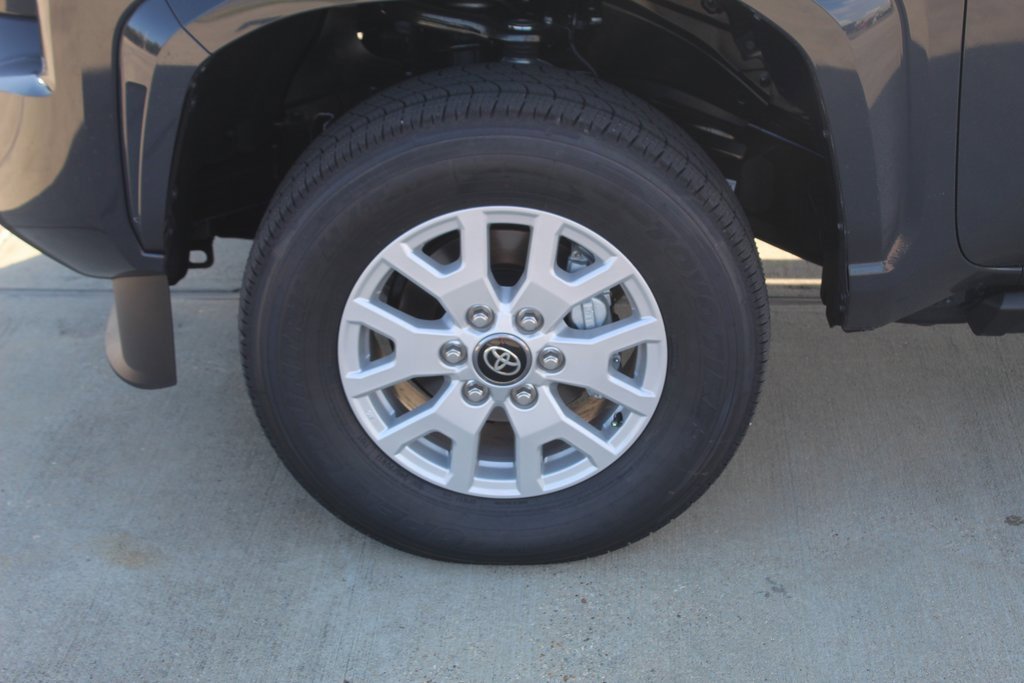 2025 Toyota Tacoma SR5 Double Cab photo 2