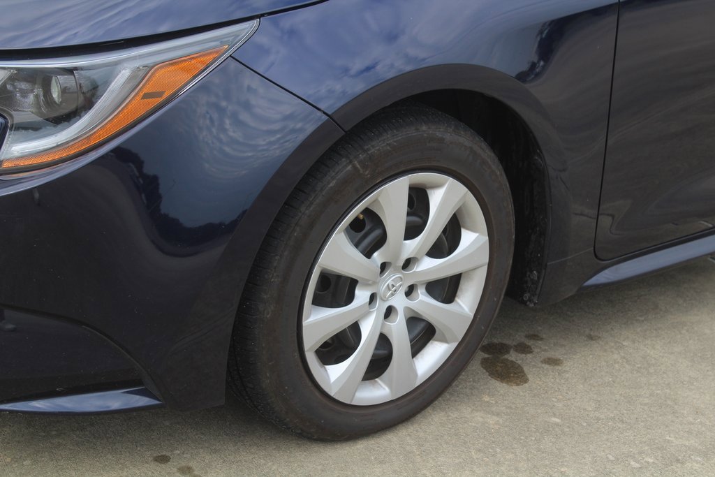 Used 2024 Toyota Corolla LE with VIN 5YFB4MDE5RP131924 for sale in Northfield, Minnesota