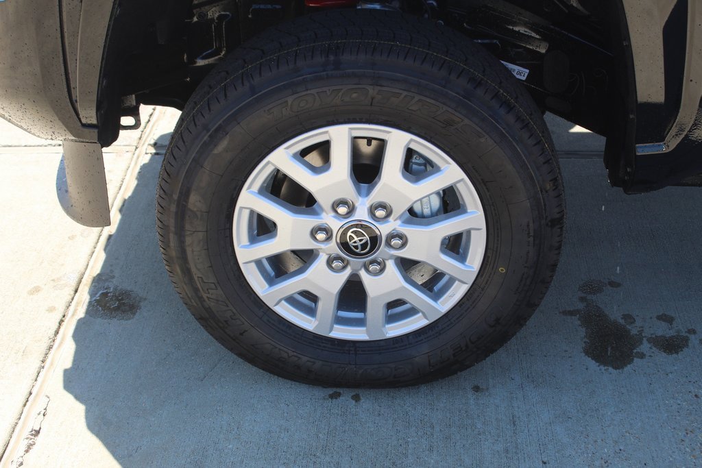 2025 Toyota Tacoma SR5 Double Cab photo 2